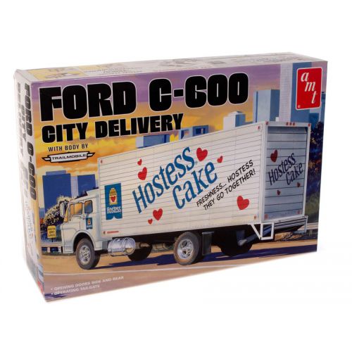Kit de plastimodelismo para montar e pintar FORD C-600 CITY DELIVERY HOSTESS CAKE - escala 1/25